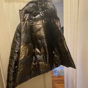2020 fendi jacket great coat does it’s job and style